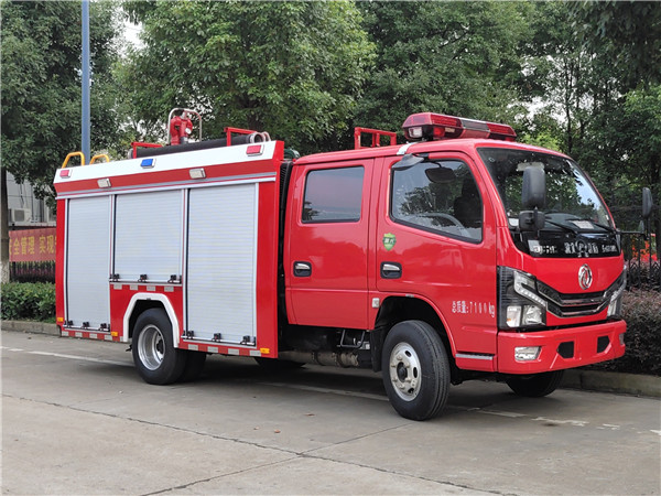 东风消防车（2-3吨）